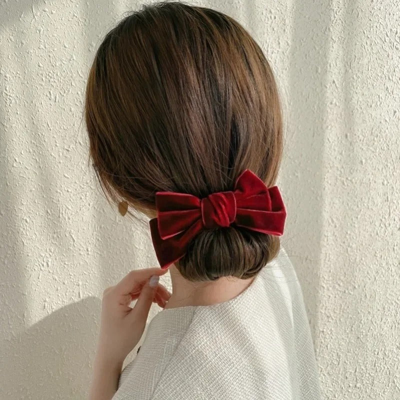 Elegant Bow Clip Bun